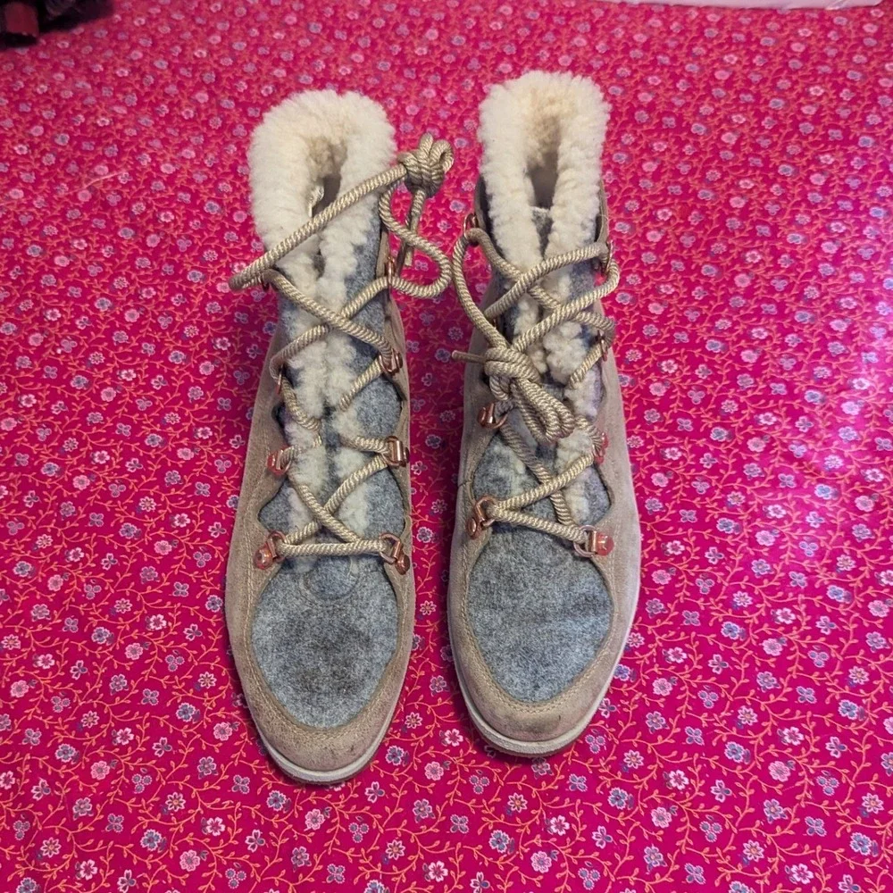 Sorel Sneakchic Alpine Boots Shearling Lace Up Ankle Fleece Wool Women's 7‎